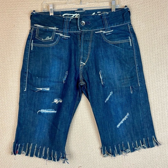 Ed Hardy Men's Blue Denim Shorts Size 32 - Picture 2 of 8
